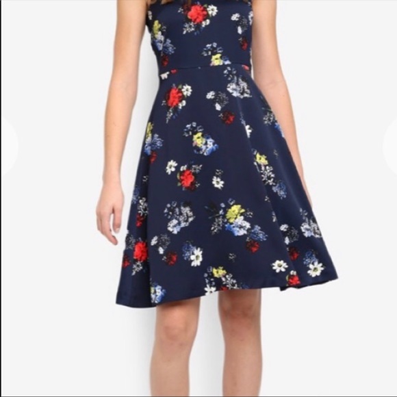 New Banana Republic Petite Floral Dress - Picture 6 of 6